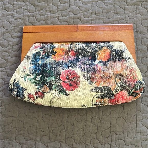 Sondra Roberts Handbags - Sondra Roberts Squared Floral Print Clutch with Wooden Frame Magnetic Closure